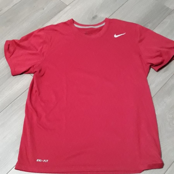 NIKE DRI FIT RED WORKOUT SHIRT MEDIUM - Picture 2 of 4
